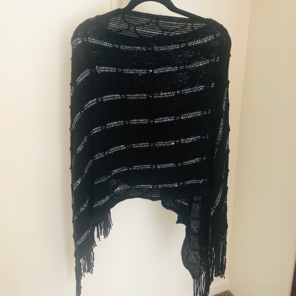 Black knitted pancho